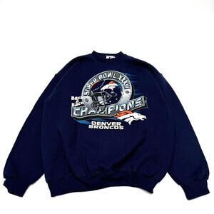 VINTAGE Denver Broncos Large Super Bowl 32 Champions Logo Athletic 90s Sweater